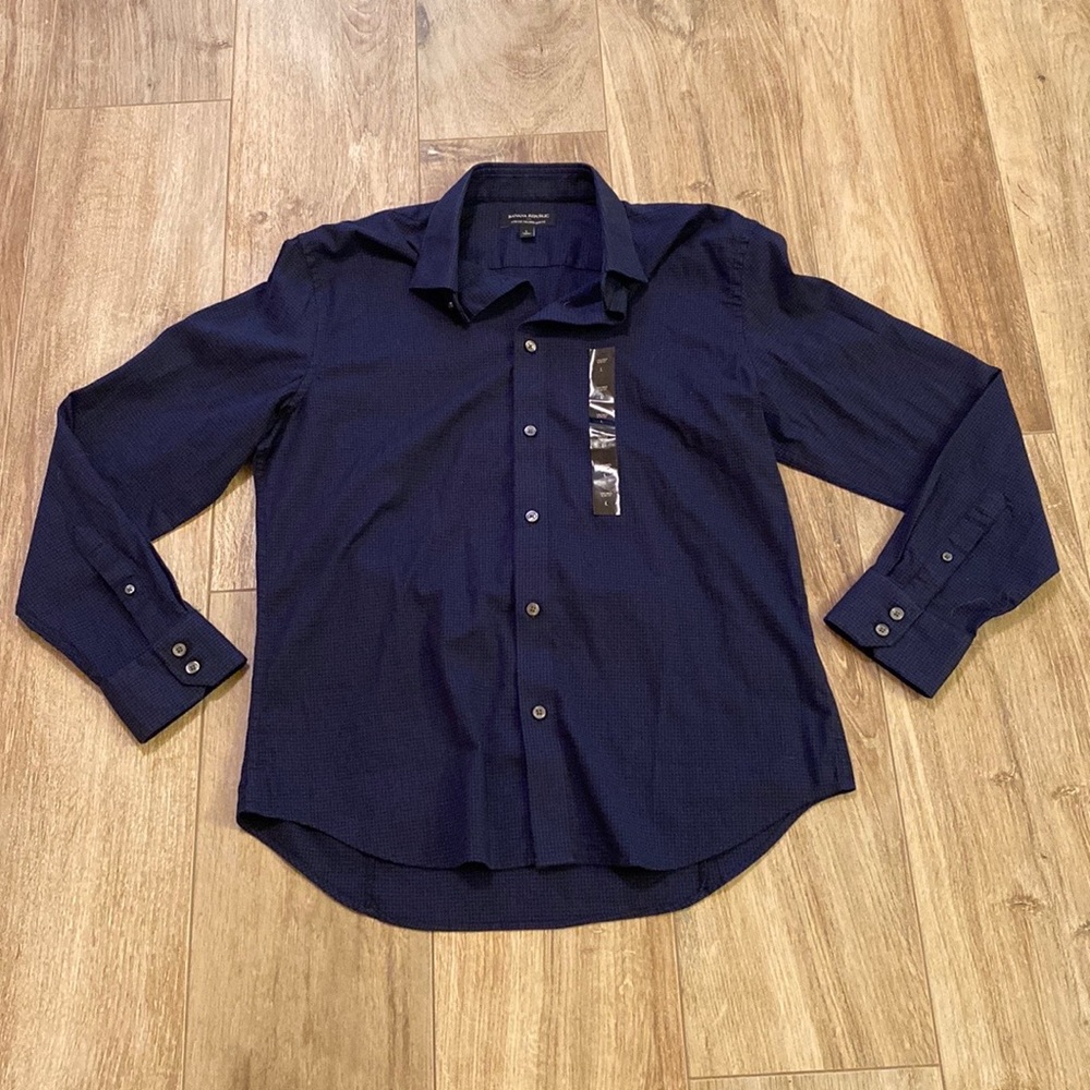 Banana Republic blue houndstooth men’s long sleeve button down shirt
